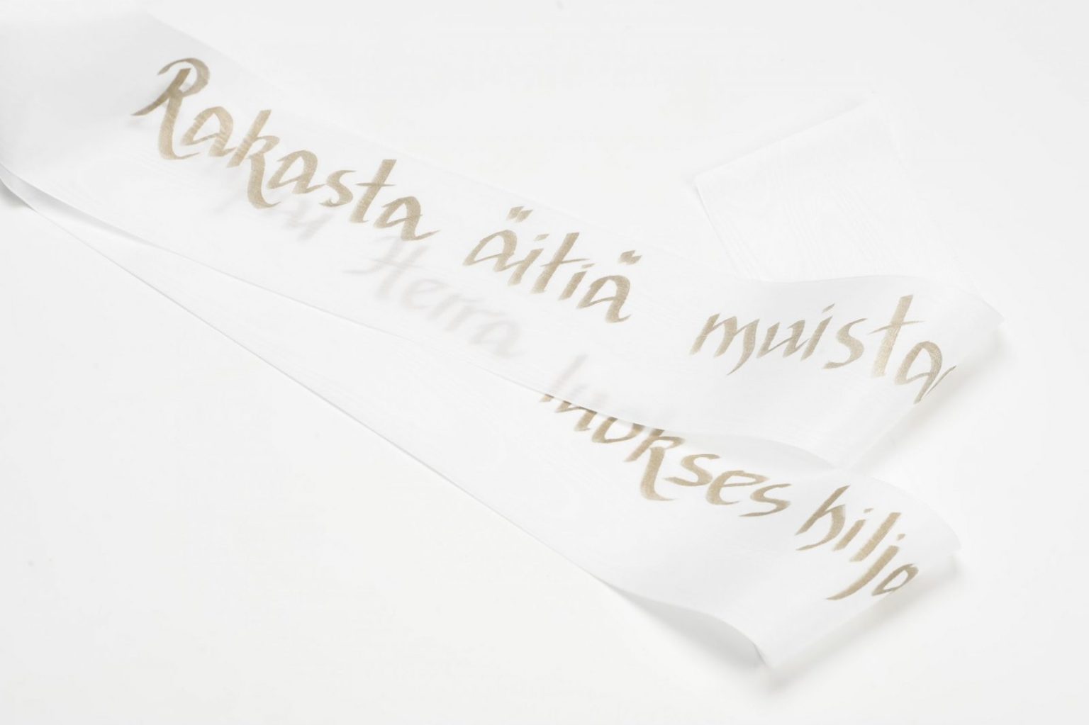tekstattu-leve-nauha-kukkakauppa-kanerva
